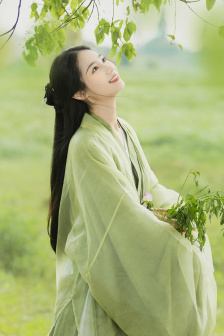 美女裸体免费裸露双奶视频